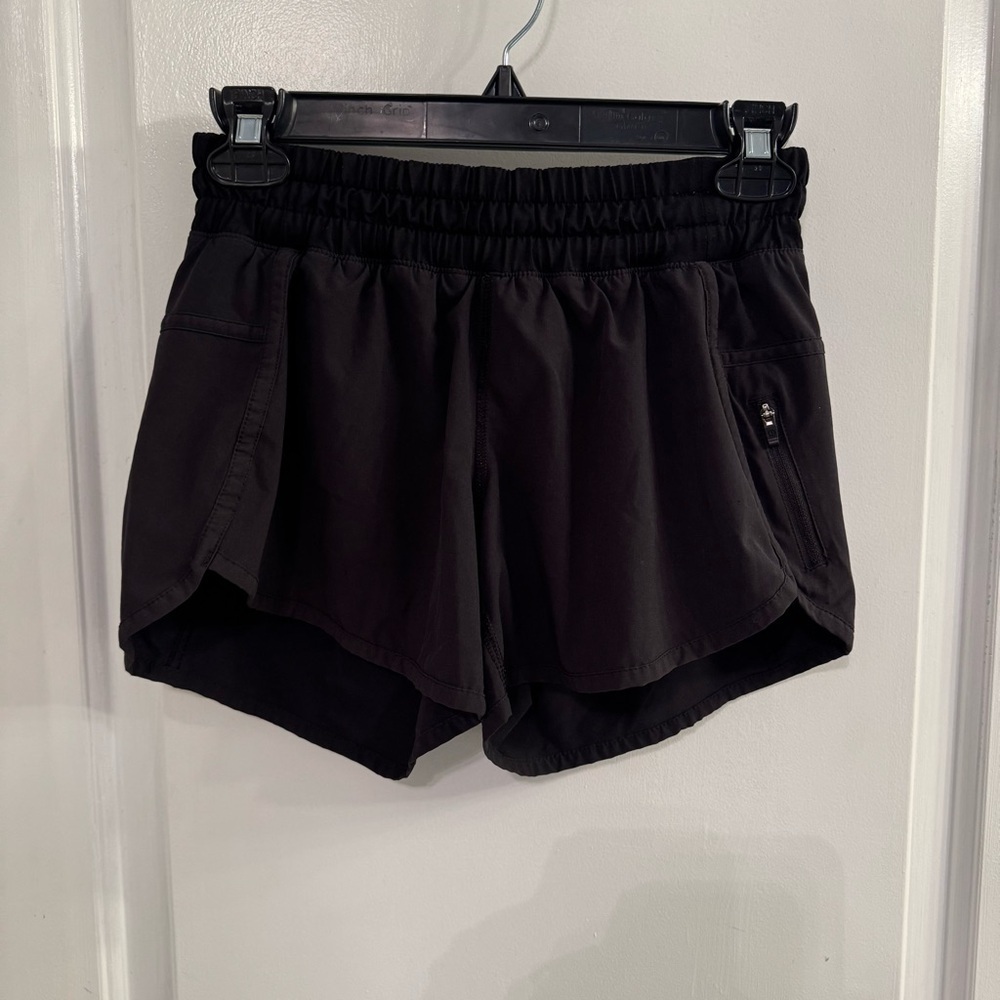 Lululemon Tracker Short II 4” 4-way Stretch Black